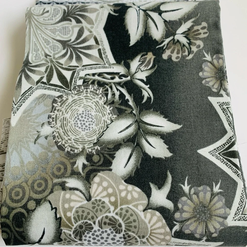 Assorted Gray Patterned Fabric Fat Quarter Bundle 6 Pieces NWT